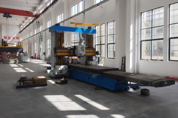 龍門銑床
